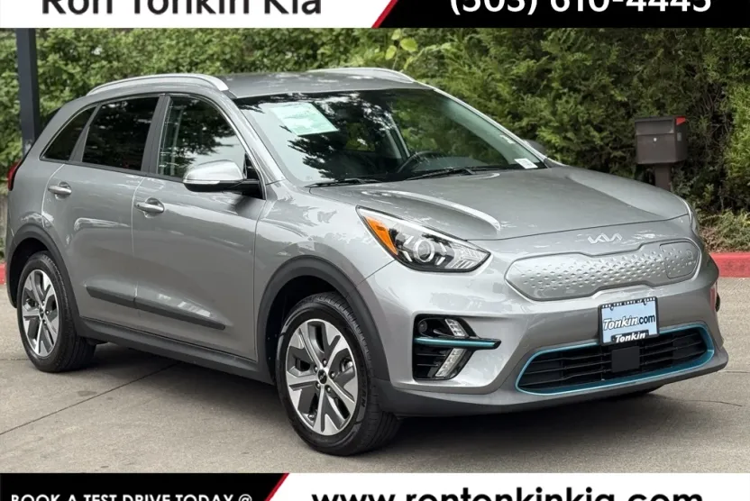 2022 Kia Niro EV EX photo 1