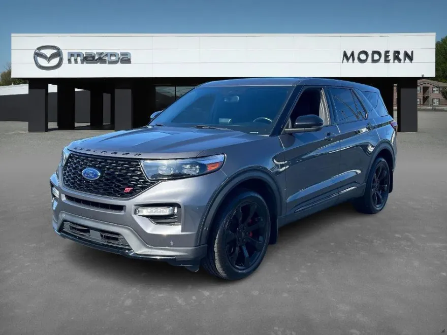 2021 Ford Explorer ST photo 1