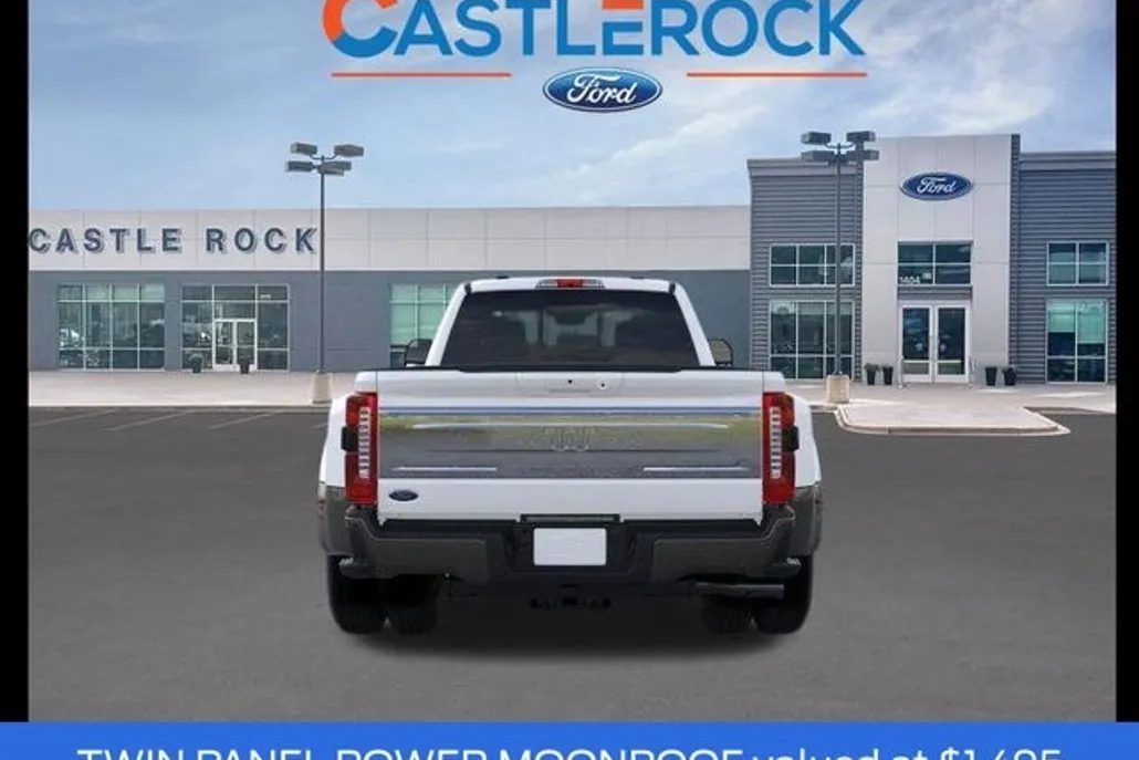 2025 Ford F-350 King Ranch photo 1