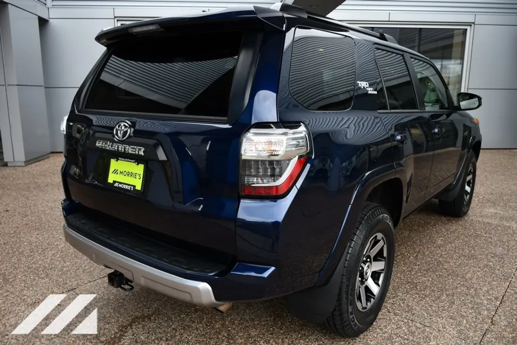 2024 Toyota 4Runner TRD Off-Road photo 1