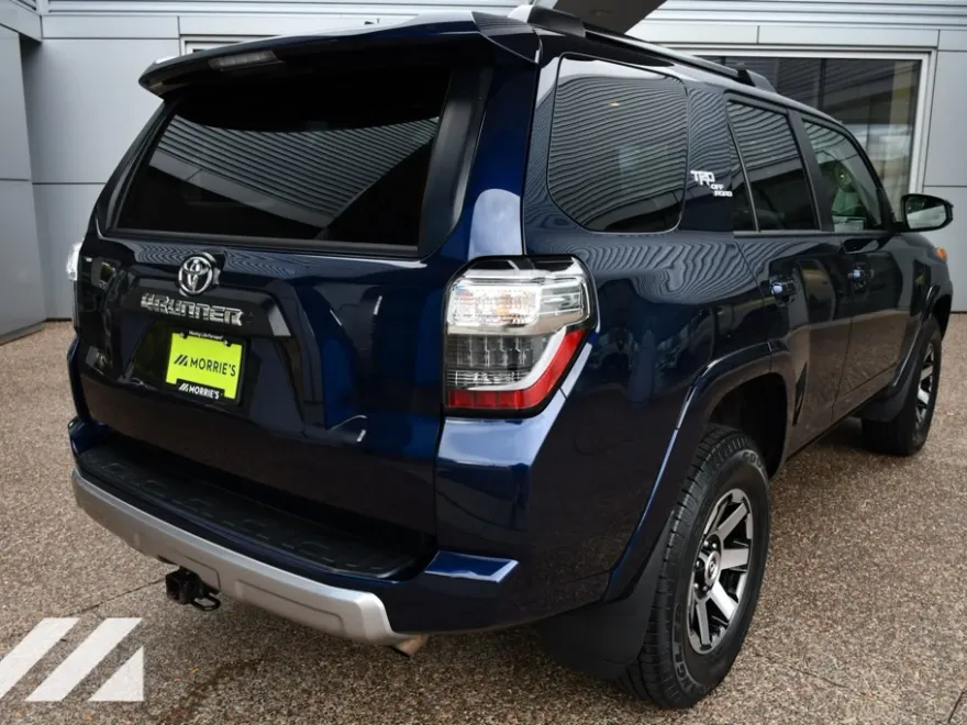 2024 Toyota 4Runner TRD Off-Road photo 1