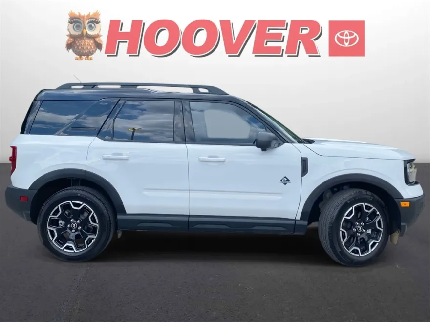 2025 Ford Bronco Sport Outer Banks photo 1