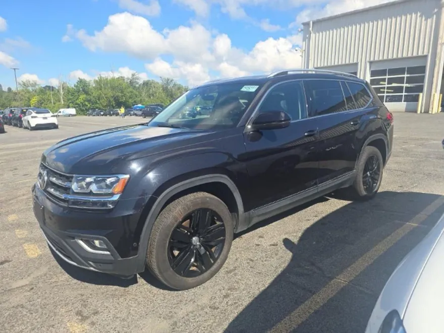 2019 Volkswagen Atlas SEL Premium photo 1