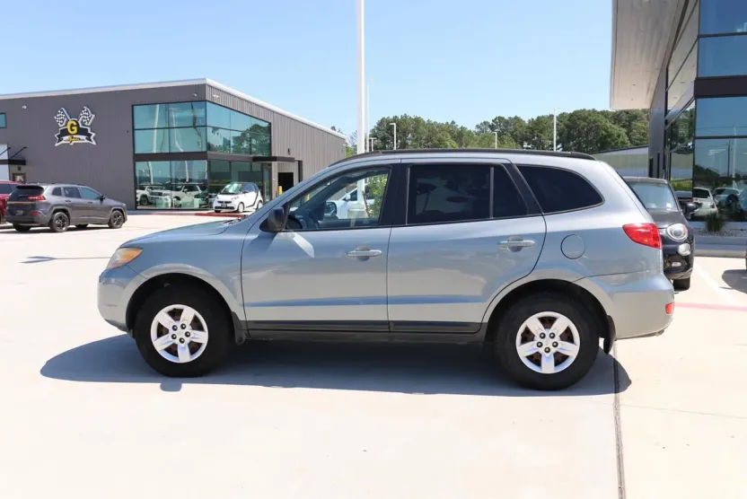 2009 Hyundai Santa Fe GLS photo 1
