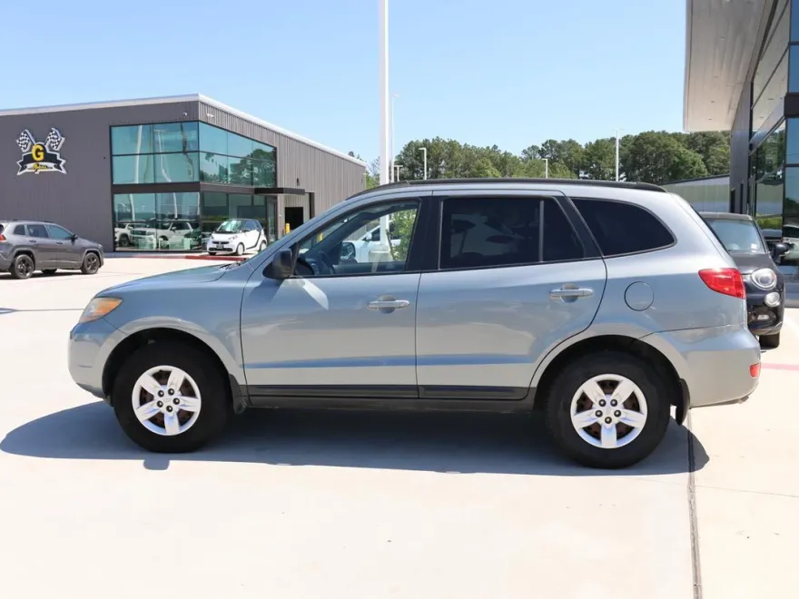 2009 Hyundai Santa Fe GLS photo 1
