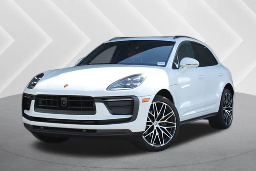 2023 Porsche Macan T photo 1