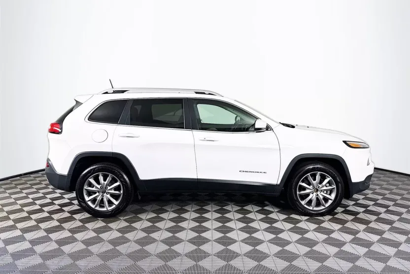 2018 Jeep Cherokee Limited photo 1