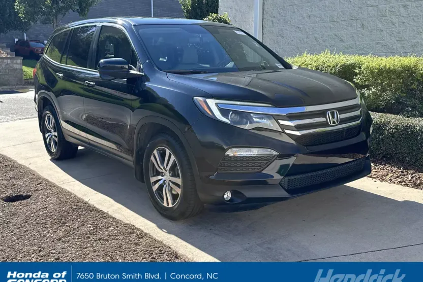 2017 Honda Pilot EX-L photo 1
