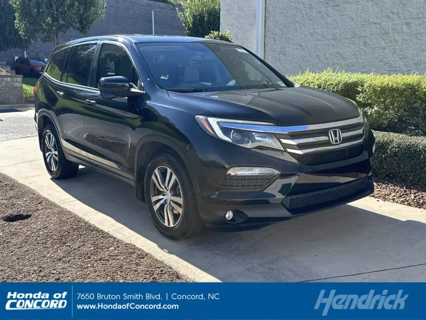 2017 Honda Pilot EX-L photo 1
