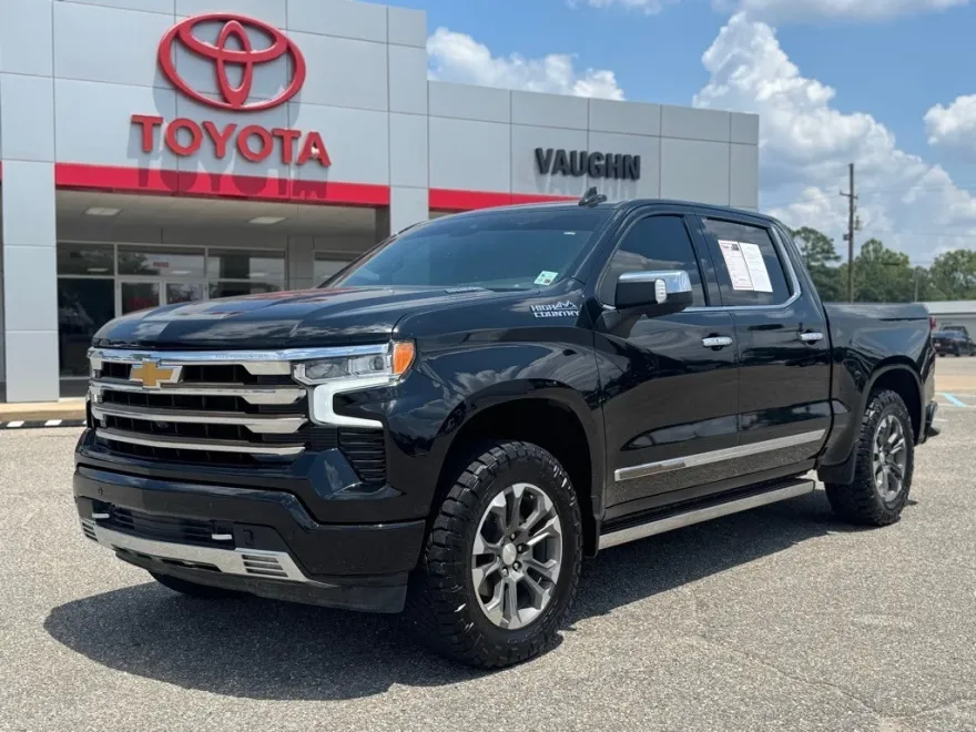 2022 Chevrolet Silverado 1500 High Country photo 1