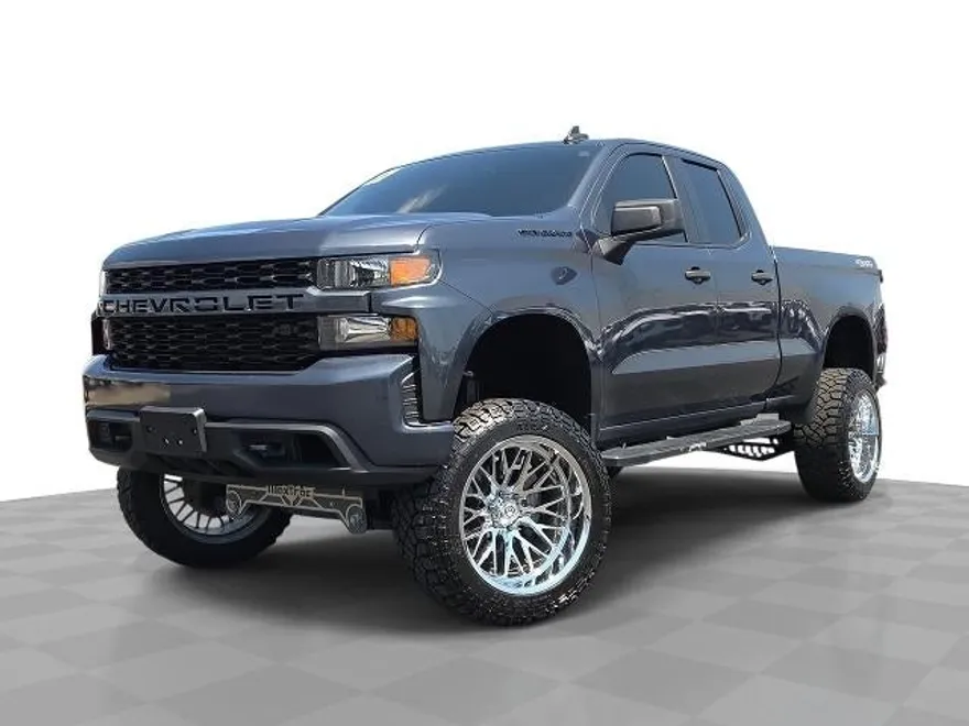 2022 Chevrolet Silverado 1500 Custom photo 1