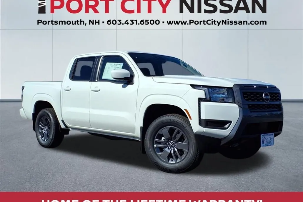 2025 Nissan Frontier SV photo 1