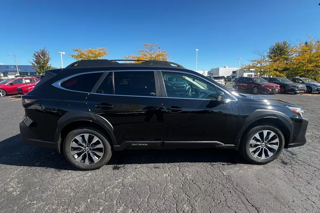 2024 Subaru Outback Limited photo 1