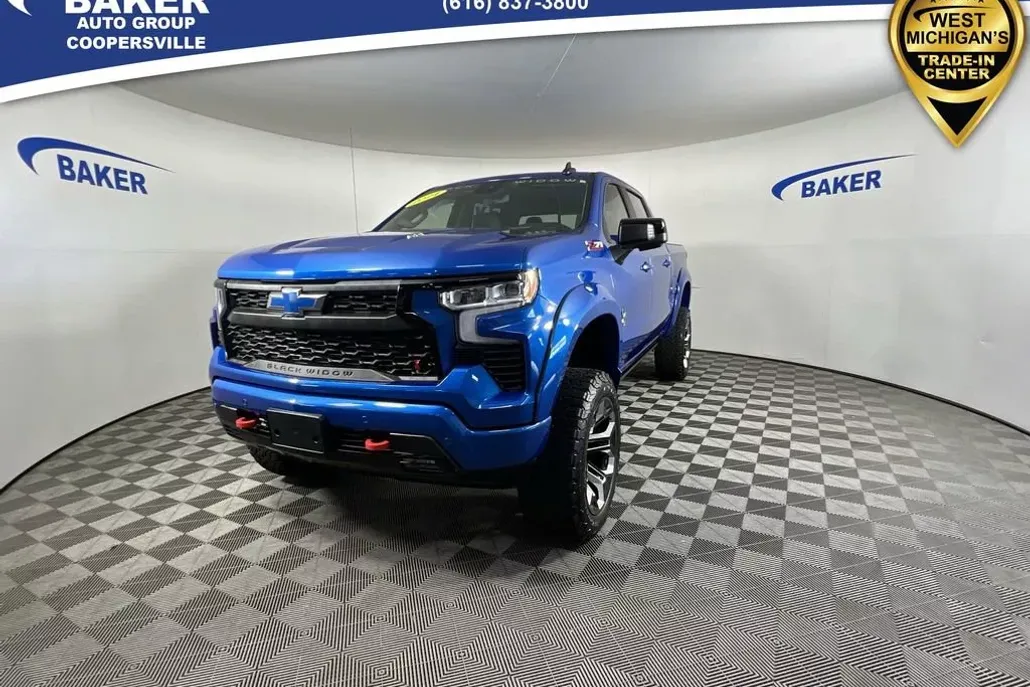 2024 Chevrolet Silverado 1500 RST photo 1