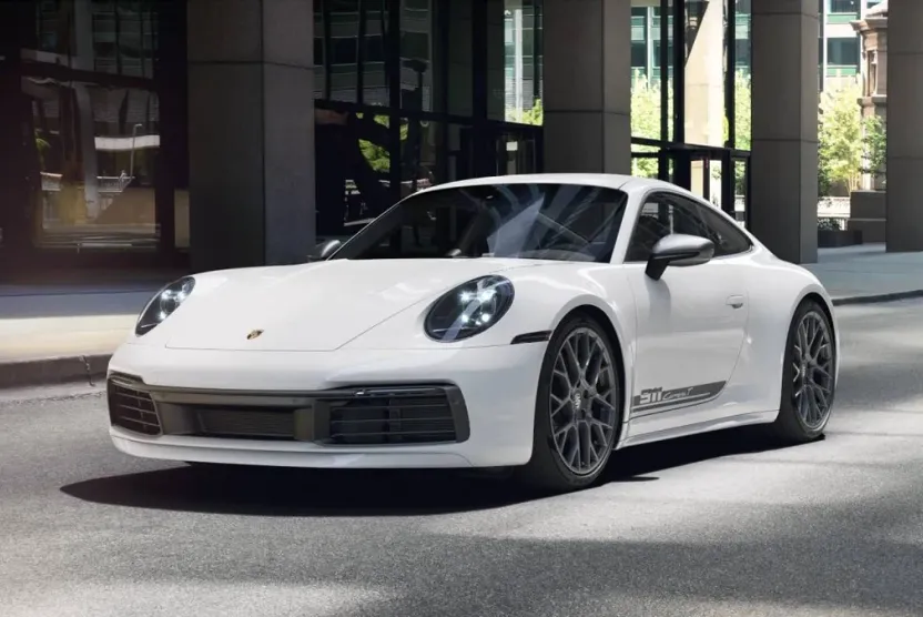 2024 Porsche 911 T photo 1