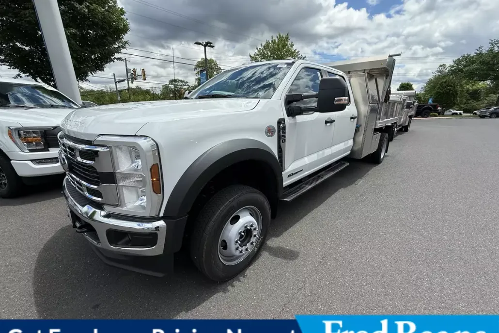 2024 Ford F-550 XL photo 1