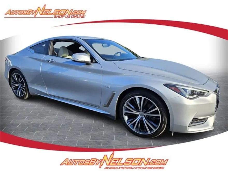 2018 Infiniti Q60 3.0t Luxe photo 1