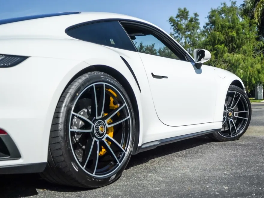2022 Porsche 911 Turbo S photo 39