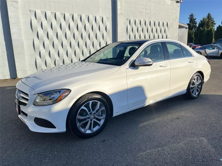 2015 Mercedes Benz C 300 photo 1