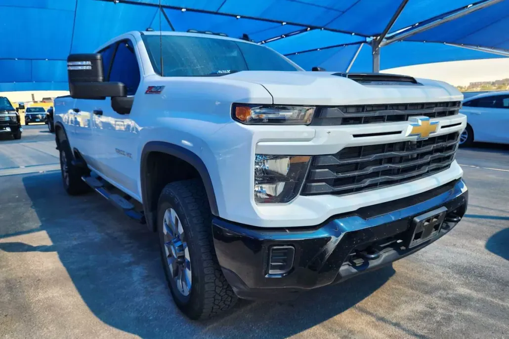 2024 Chevrolet Silverado 2500HD Custom photo 1