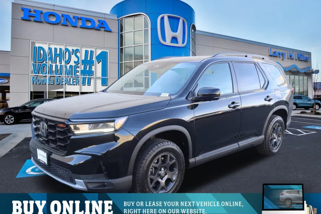 2025 Honda Pilot TrailSport photo 1