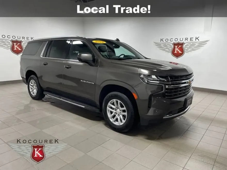 2021 Chevrolet Suburban LT photo 1