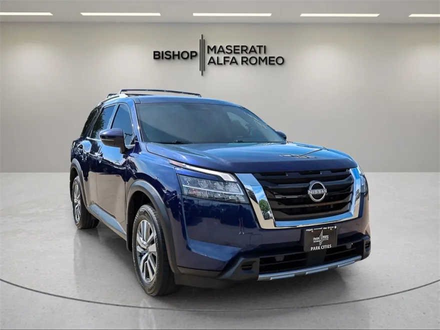 2024 Nissan Pathfinder SL photo 1