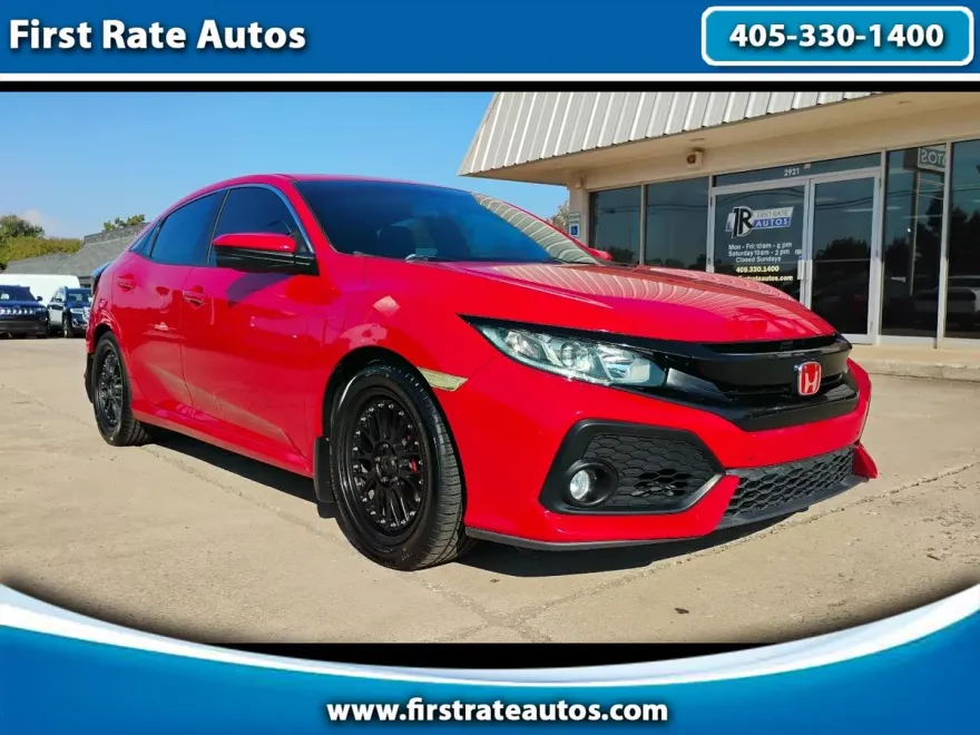 2018 Honda Civic Hatchback EX photo 1