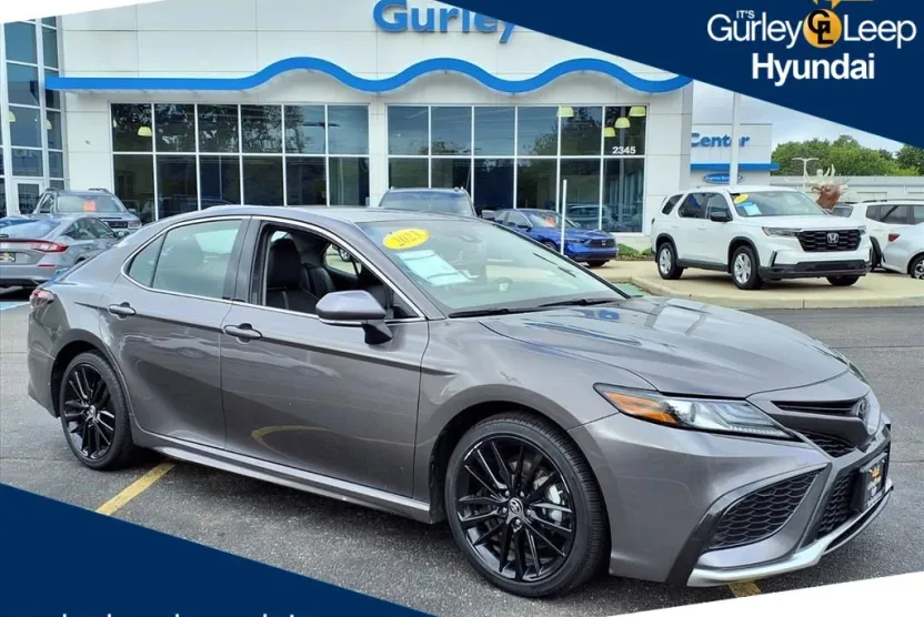 2023 Toyota Camry XSE photo 1