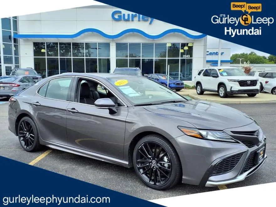 2023 Toyota Camry XSE photo 1
