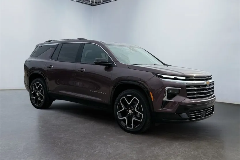 2026 Chevrolet Traverse High Country photo 1