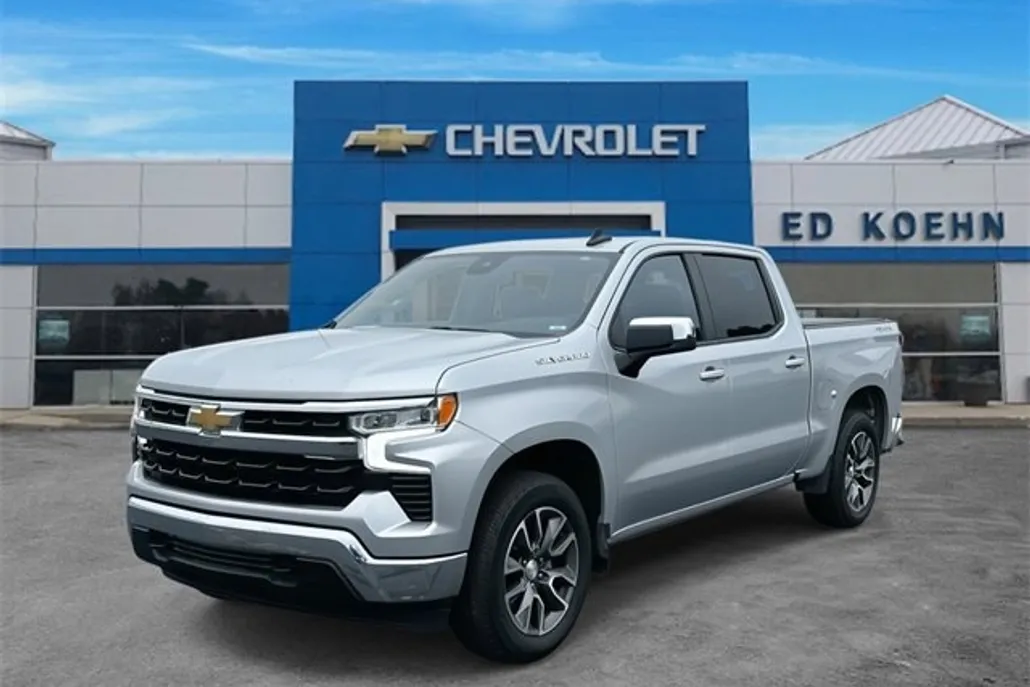 2022 Chevrolet Silverado 1500 LT photo 1