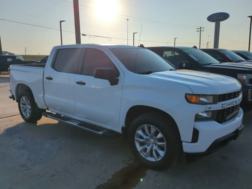 2020 Chevrolet Silverado 1500 Custom photo 1