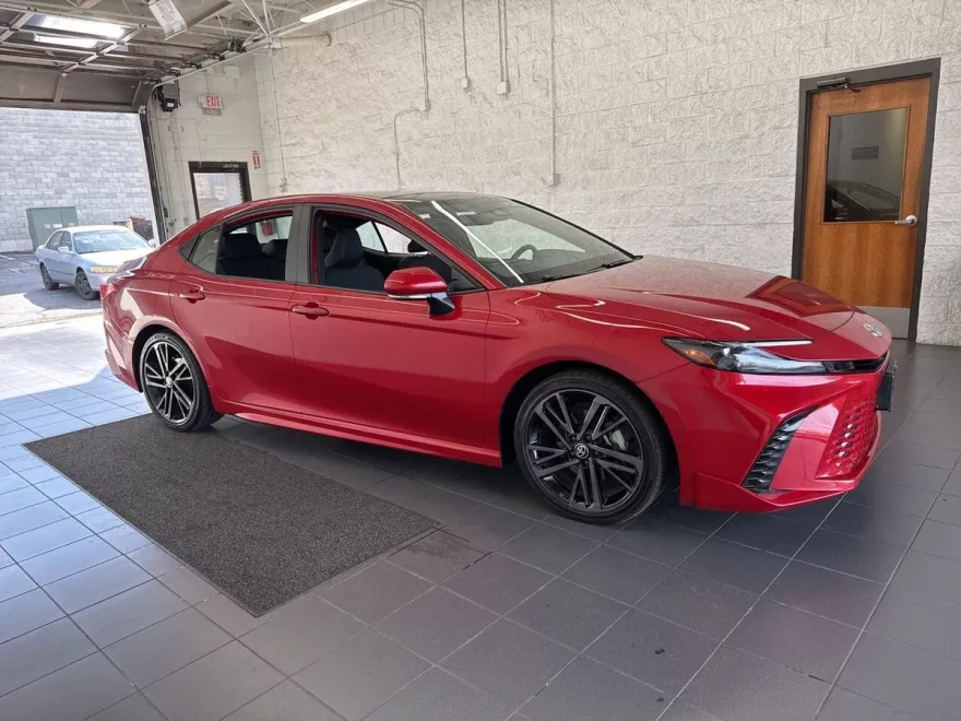 2025 Toyota Camry XSE photo 1