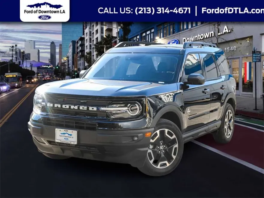 2023 Ford Bronco Sport Outer Banks photo 1
