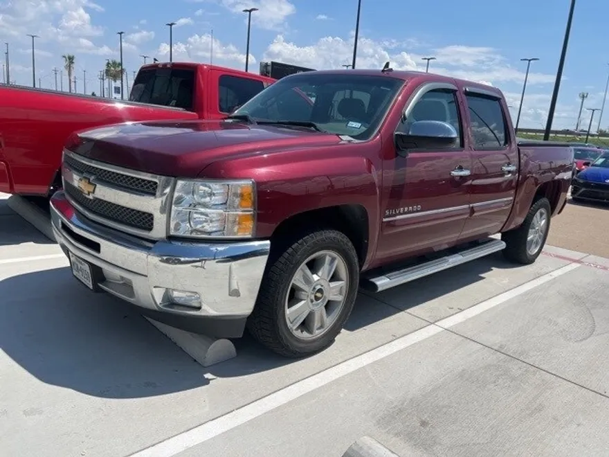 2013 Chevrolet Silverado 1500 LT photo 1