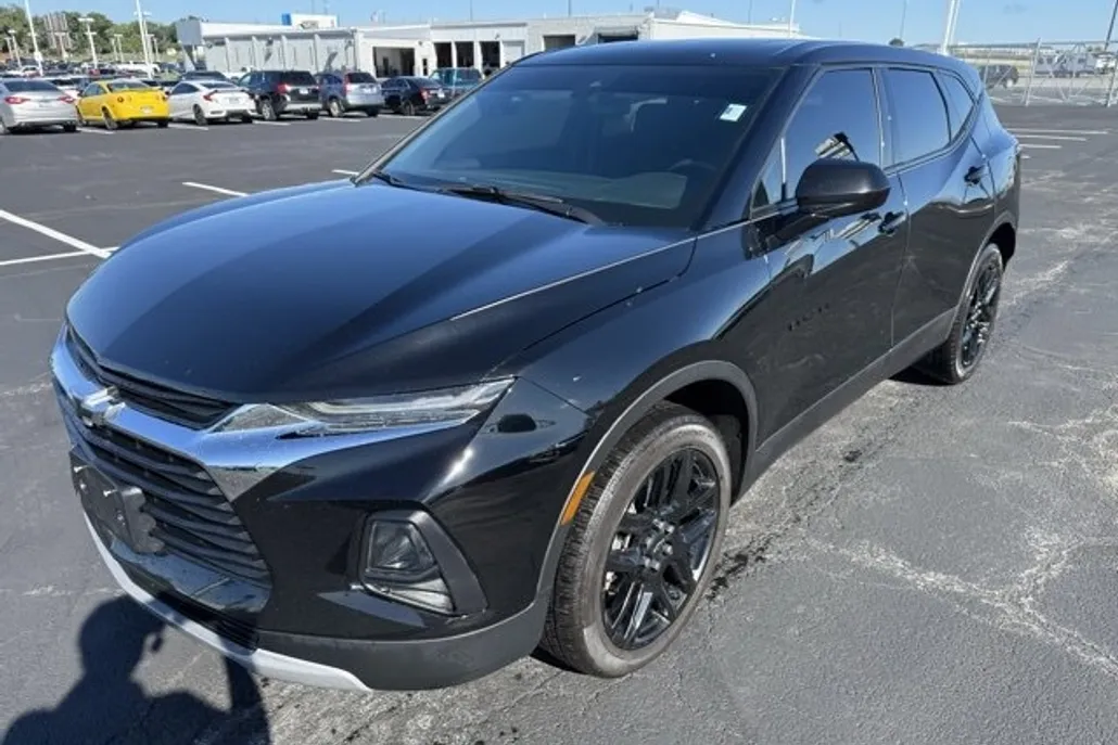 2022 Chevrolet Blazer 2LT photo 1