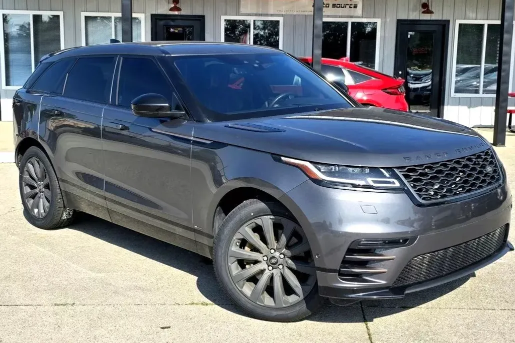 2018 Land Rover Range Rover Velar SE photo 1