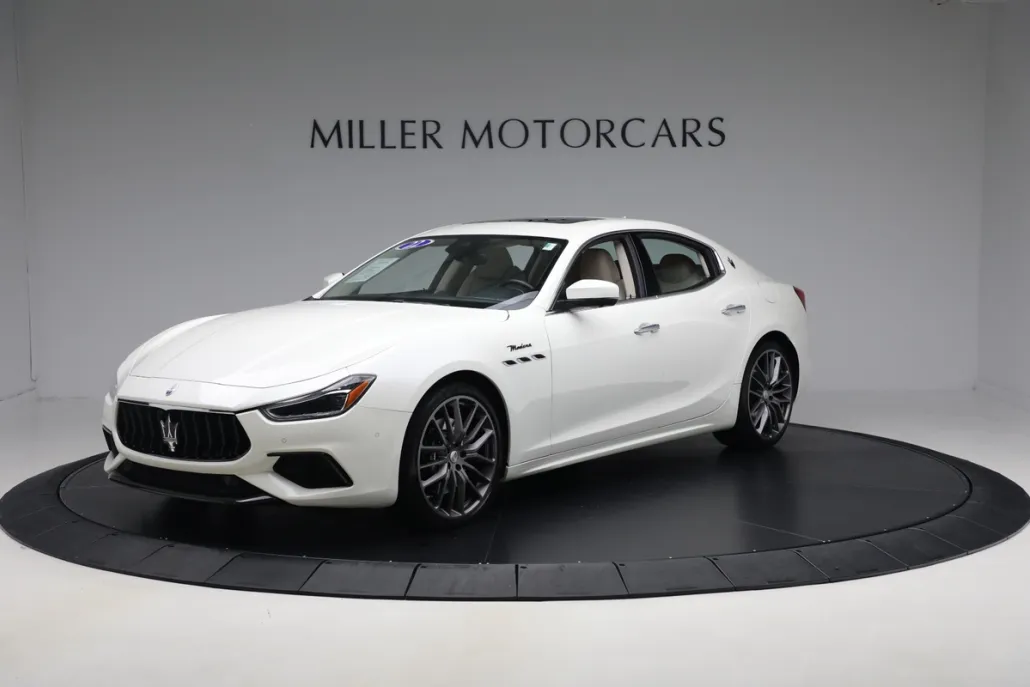 2022 Maserati Ghibli Modena photo 1