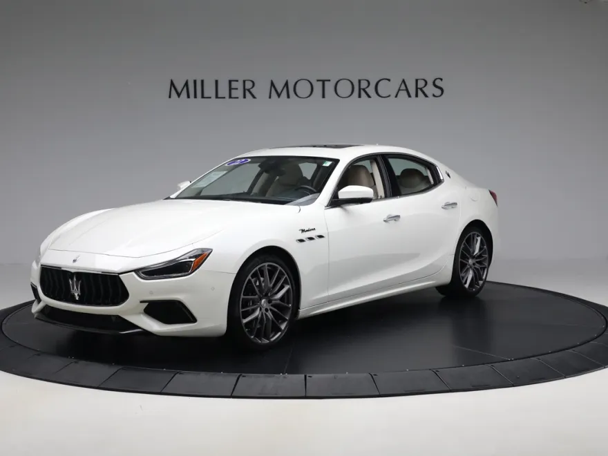 2022 Maserati Ghibli Modena photo 1