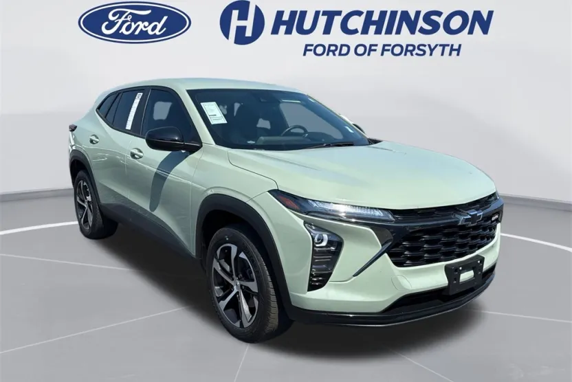 2024 Chevrolet Trax photo 1