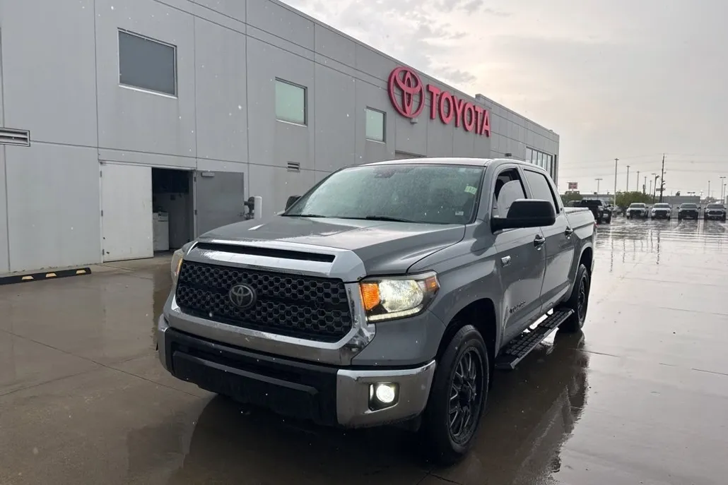 2020 Toyota Tundra SR5 Grade photo 1