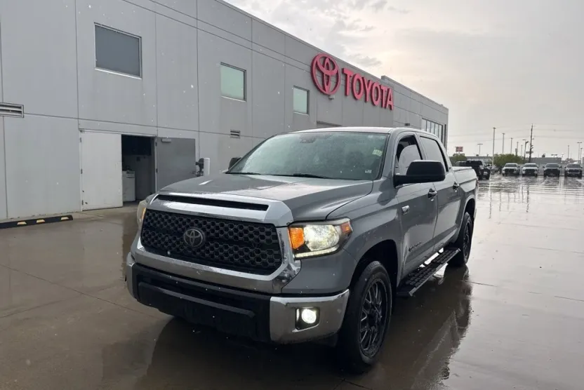 2020 Toyota Tundra SR5 Grade photo 1