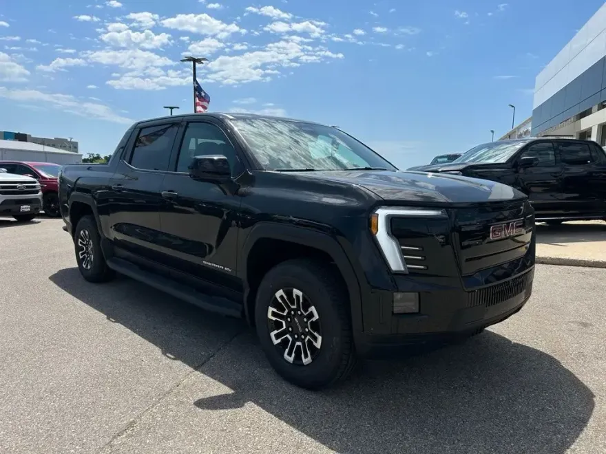 2026 Gmc Sierra EV photo 1