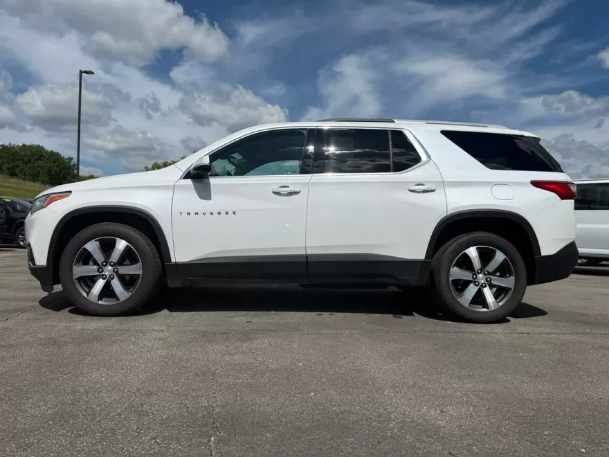 2018 Chevrolet Traverse Leather photo 1