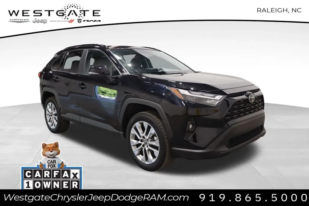 2024 Toyota RAV4 XLE Premium photo 1