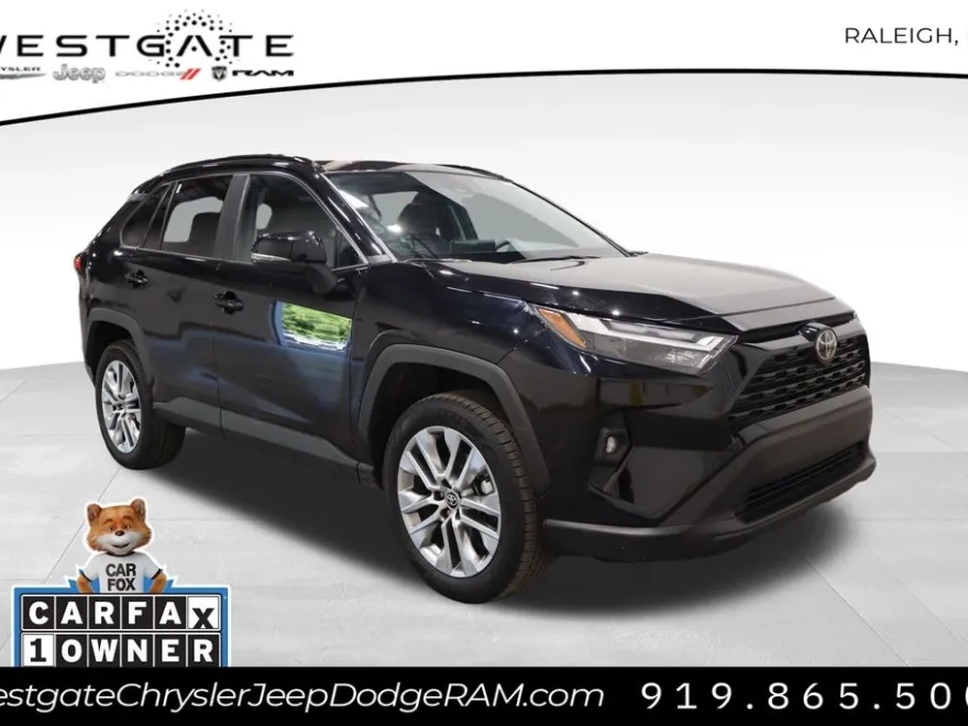 2024 Toyota RAV4 XLE Premium photo 1