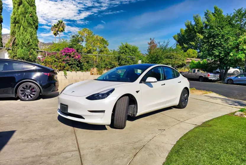 2021 Tesla Model 3 Long Range photo 1