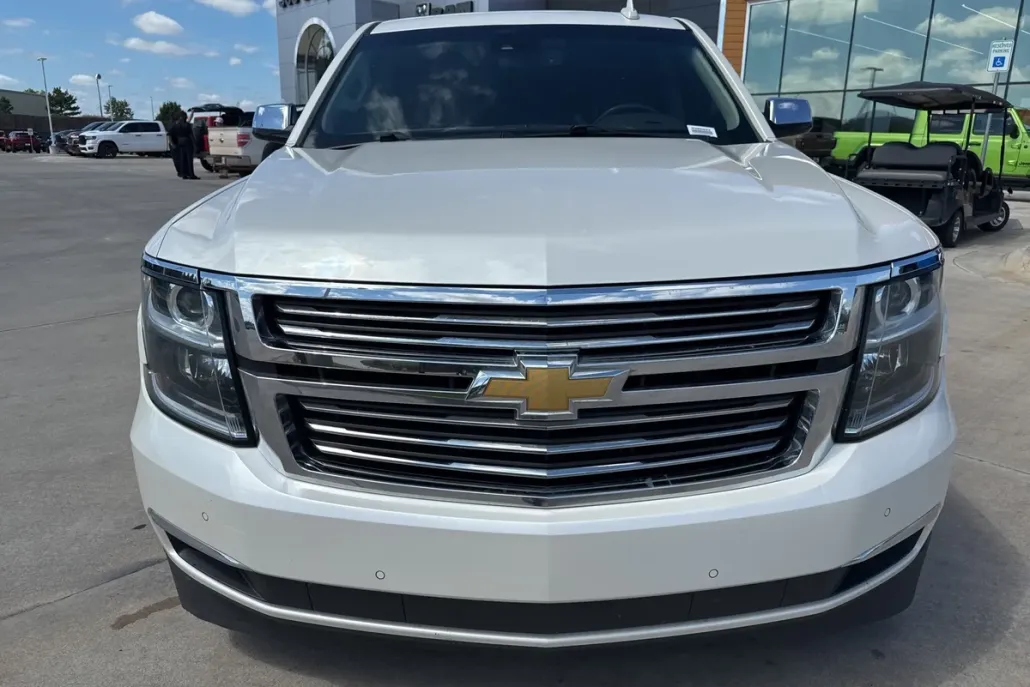 2015 Chevrolet Suburban 1500 LTZ photo 1
