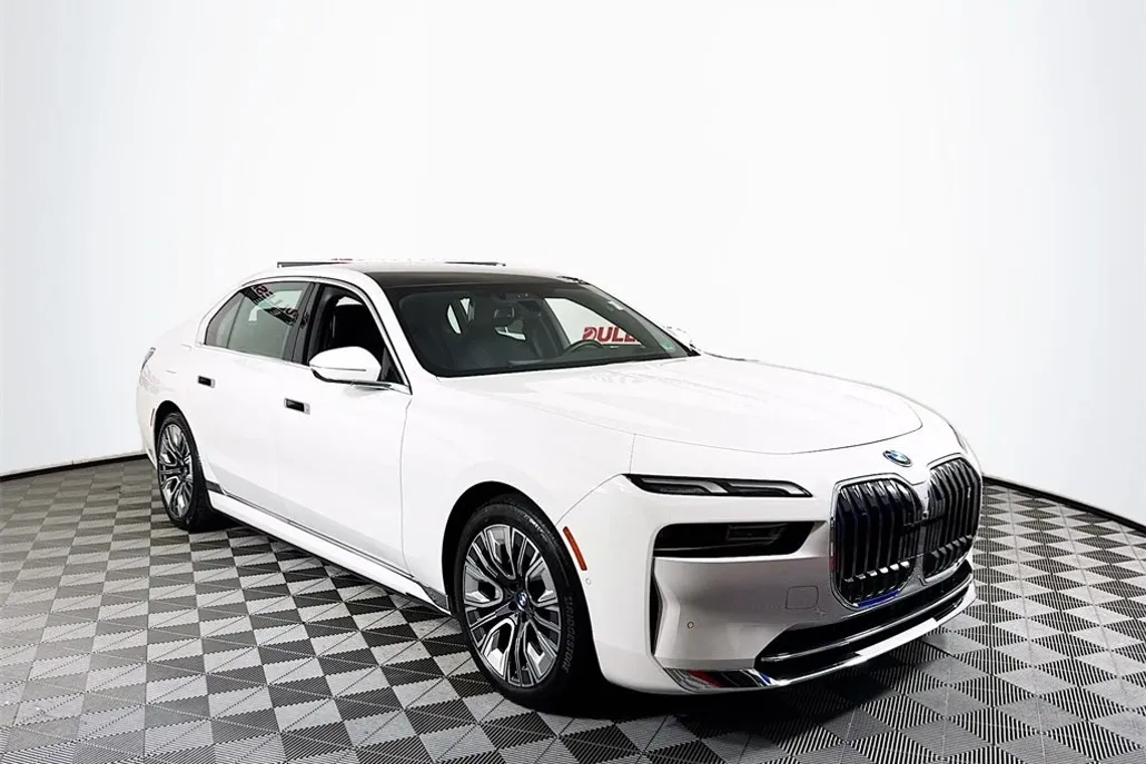 2024 Bmw i7 xDrive60 photo 1